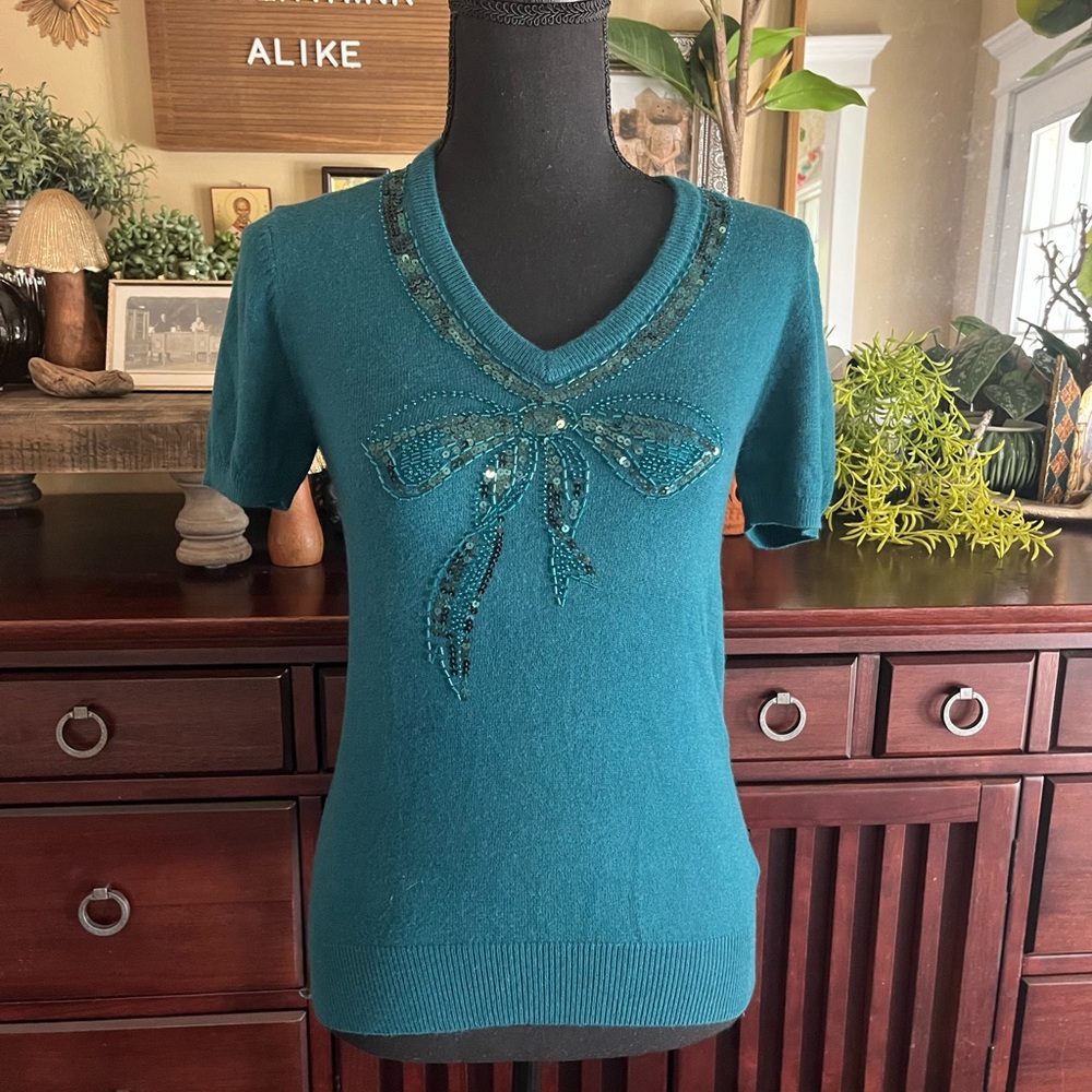 H&M Women’s Teal Sweater with Sequin and Beaded Bow Detail Sz XS